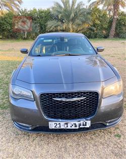 کرایسلەر 300